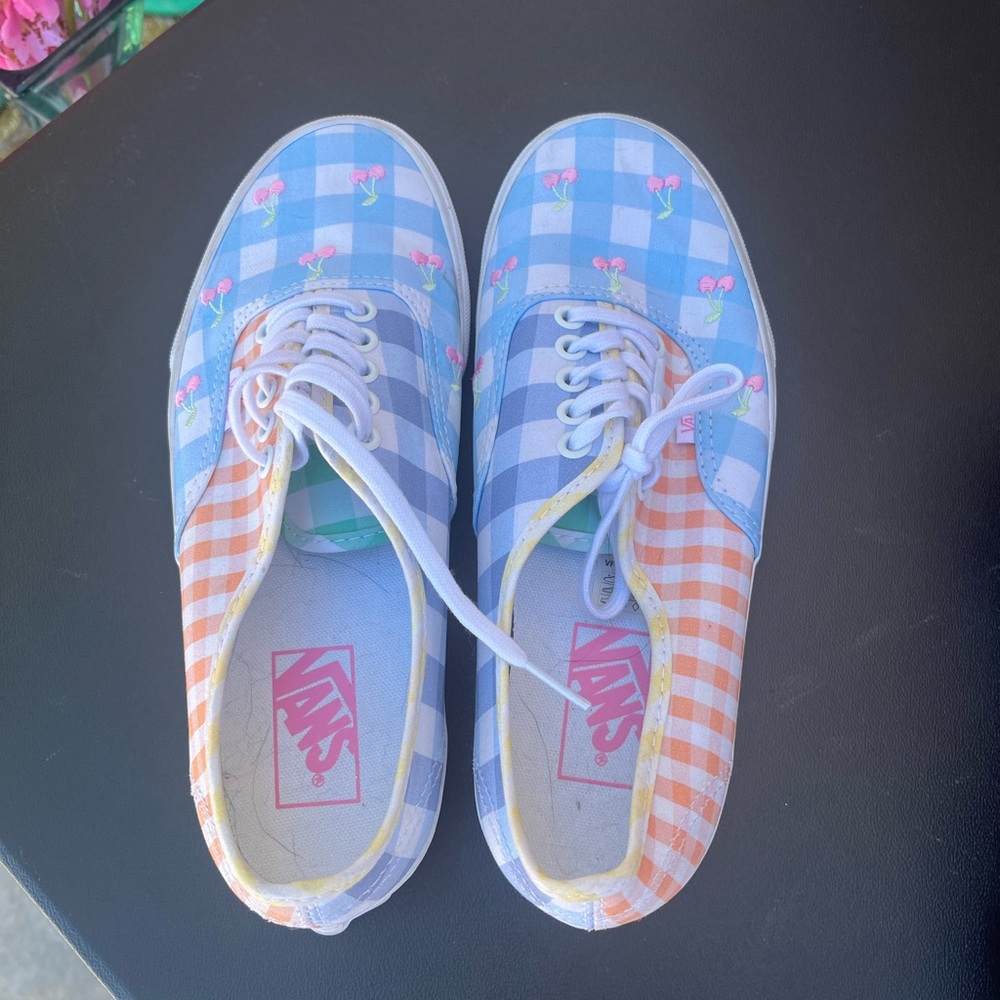 Vans Gingham Cherry Low-Top Sneakers in Blue and Orange - Picture 3 of 4
